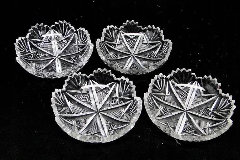 set of 4 plates