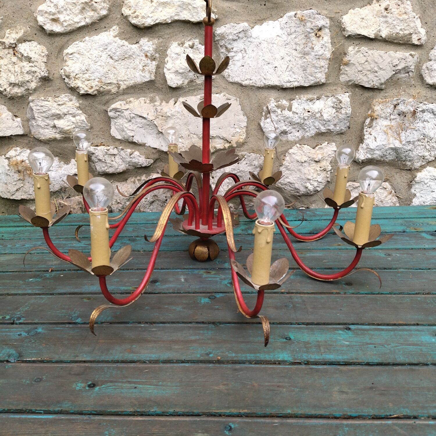 Chandelier gilded sheet metal masca Italy 60s Hollywood regency