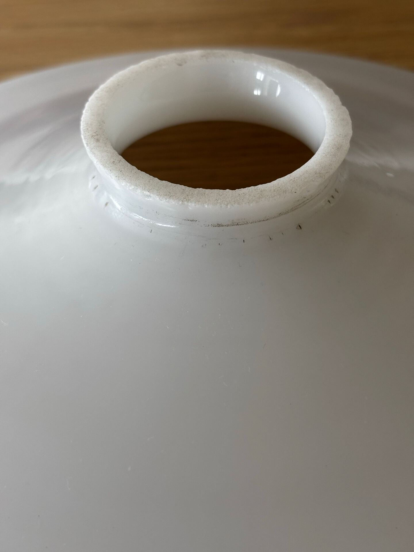 Vintage bel abat jour pour suspension en opaline blanche