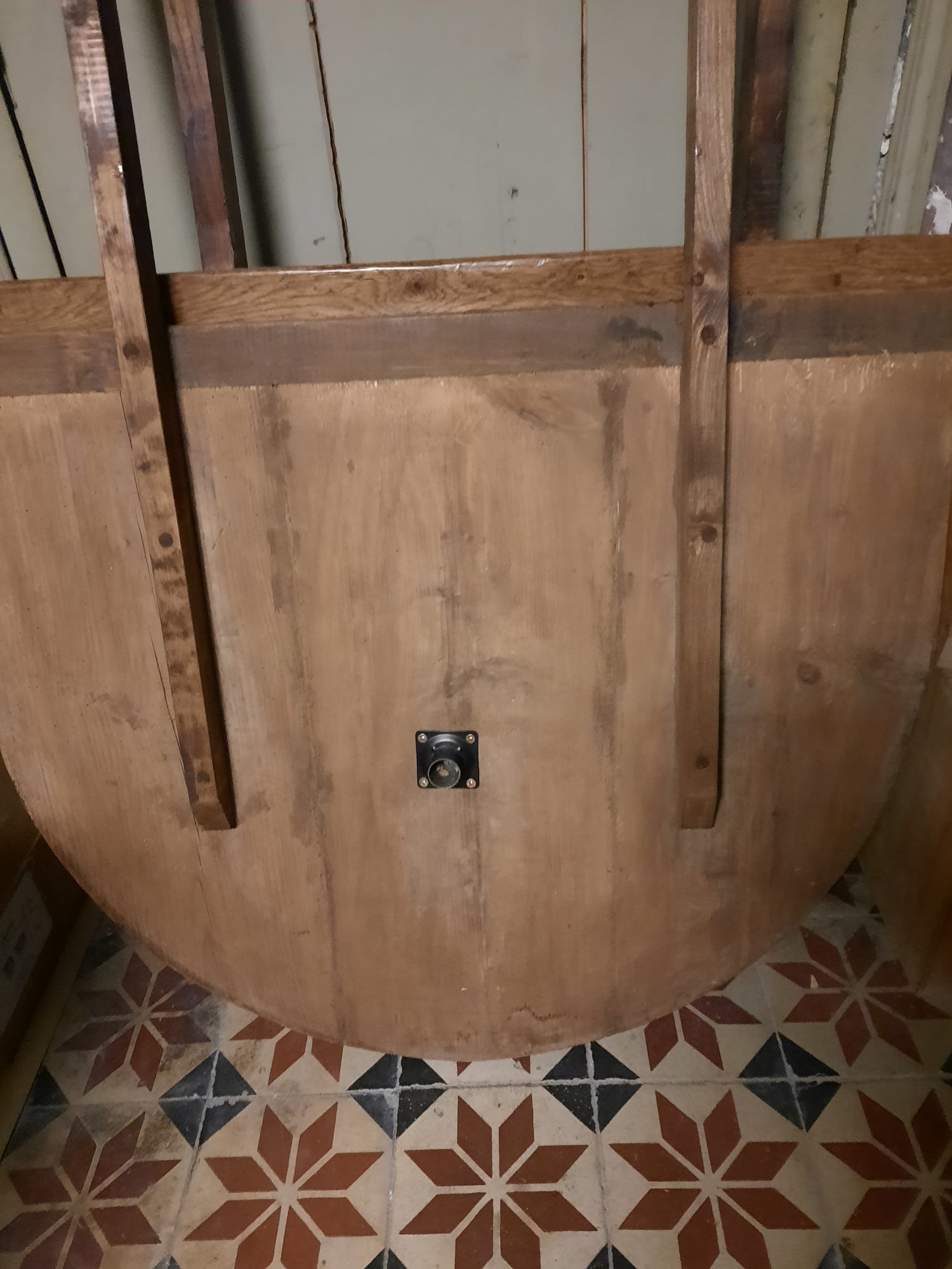 Winegrower's table with extension