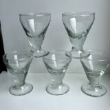 Set of 5 white wine glasses in molded glass and thick bottom 20s