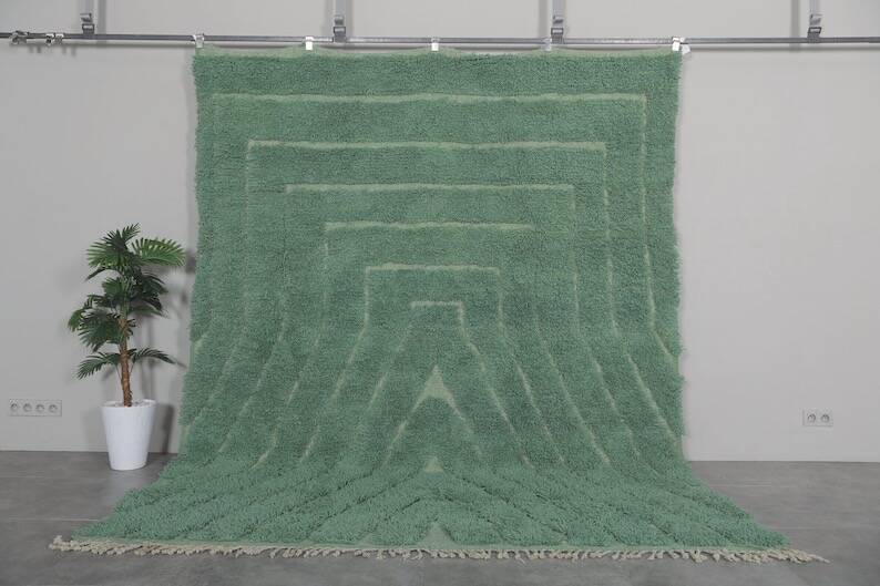 Traditional handwoven Berber rug in green, size 1.5/3.5 m.