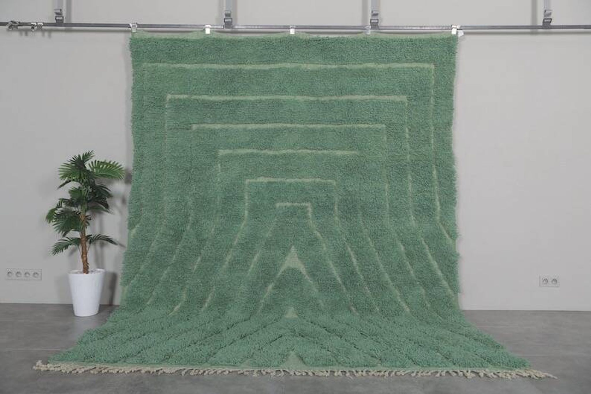 Traditional handwoven Berber rug in green, size 1.5/3.5 m.