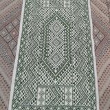 Tapis blanc et vert classique fait main en pure laine