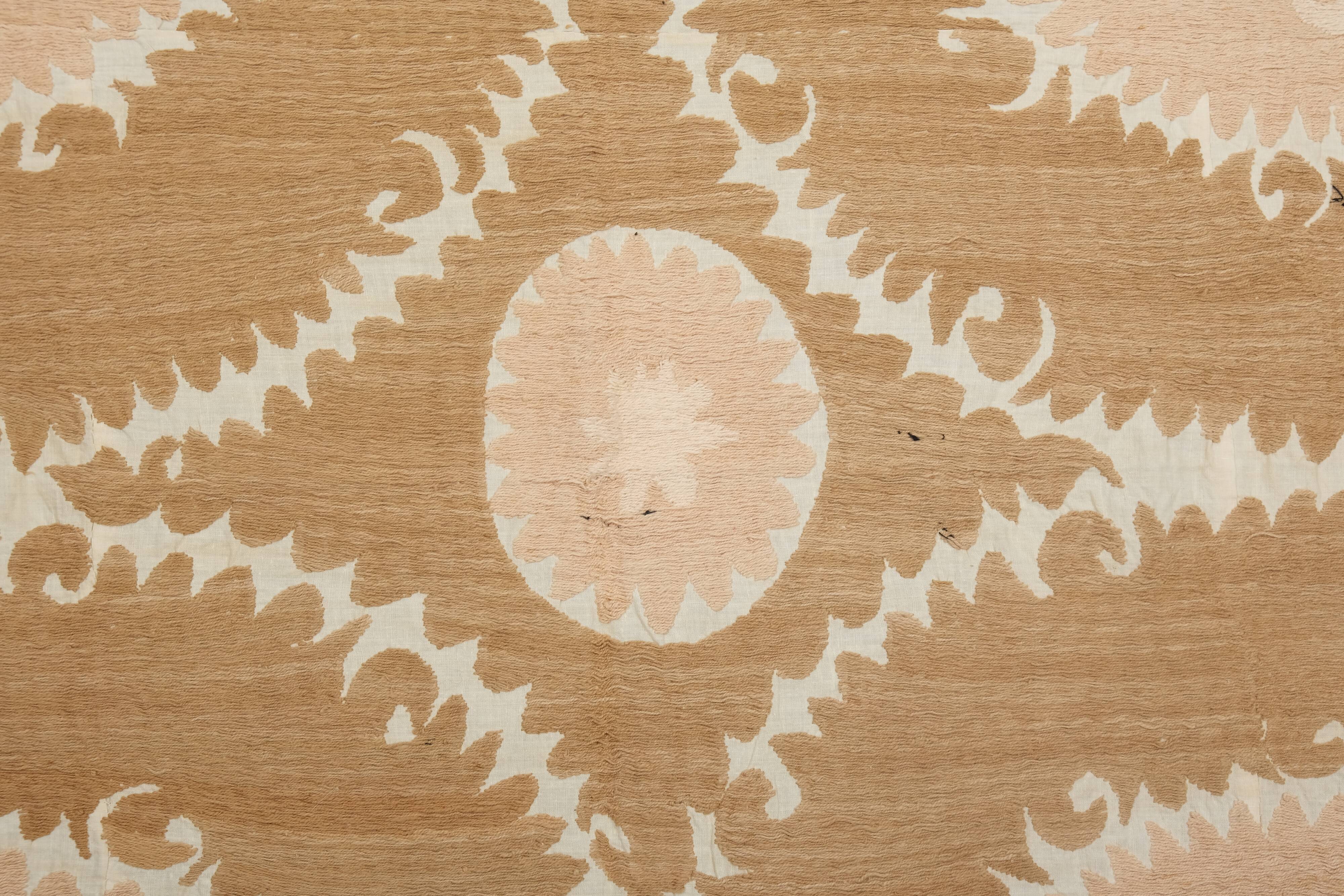 Suzani tapestry 210x340 cm