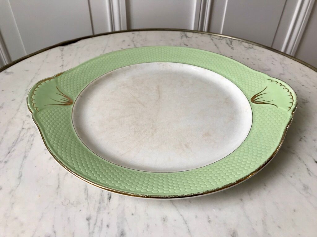 pastel green cake dish honeycomb Moulin des Loups / L'Amandinoise years 52