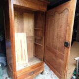 Small 18th century cherry wood bonnetière from the Vendée region