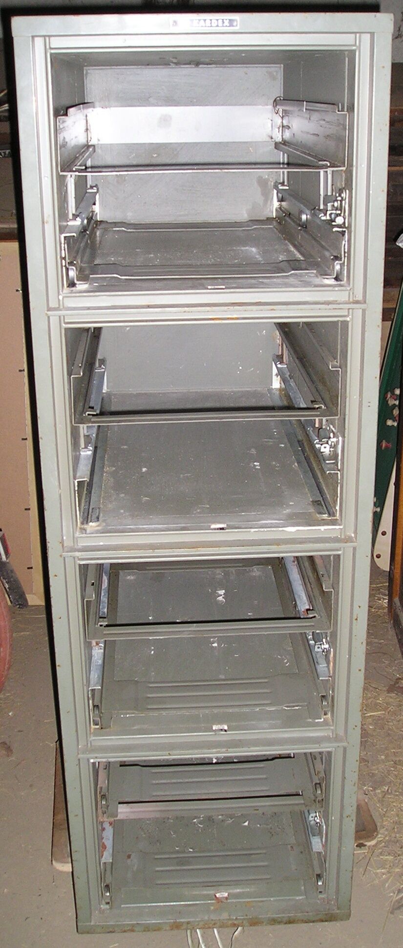 Kardex industrial metal cabinet with 4 drawers + 4 interior drawers