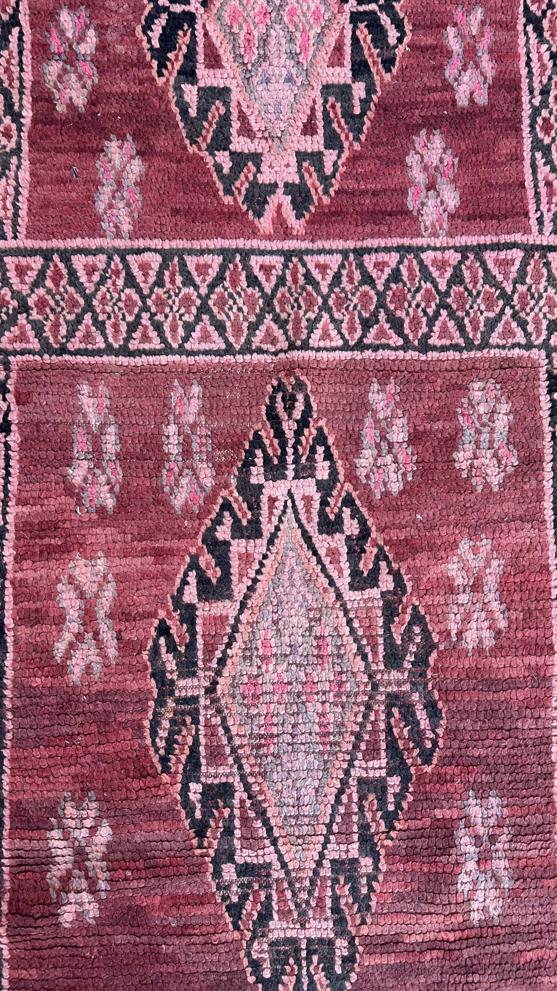 Moroccan carpet - 111 x 271 cm