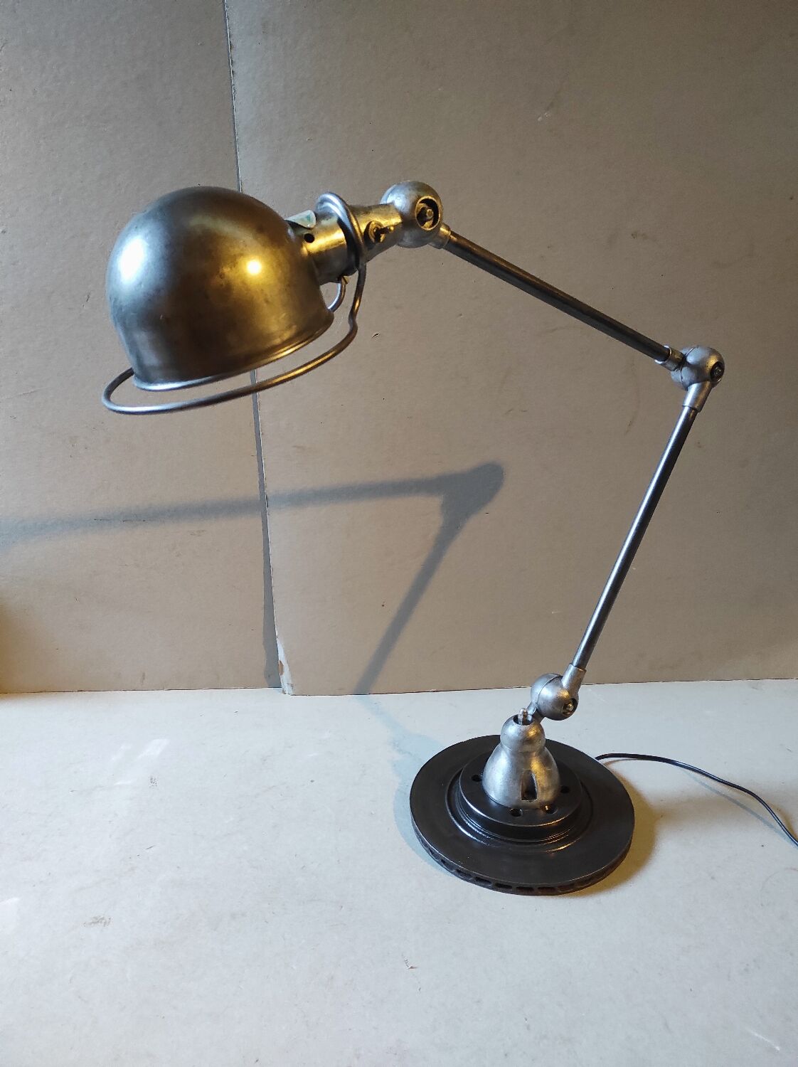 Workshop lamp Jieldé 2 industrial arm patina graphite rifle barrel
