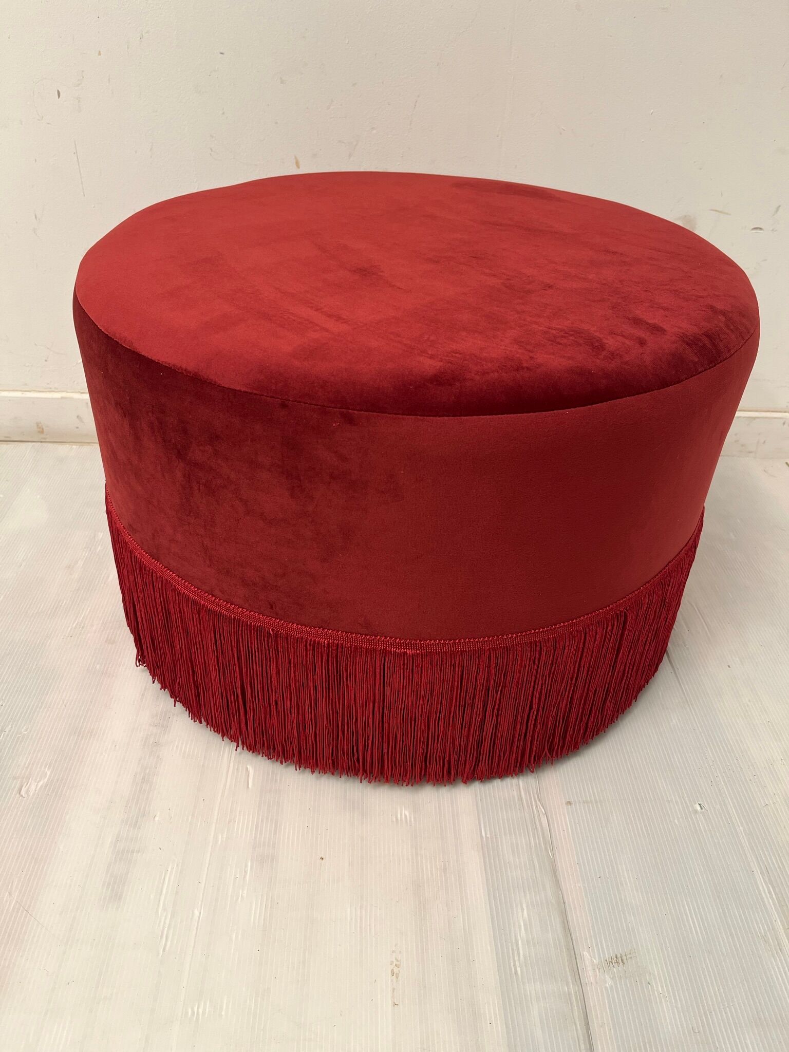 Red/burgundy velvet pouf