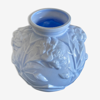 Vase art déco en opaline bleue