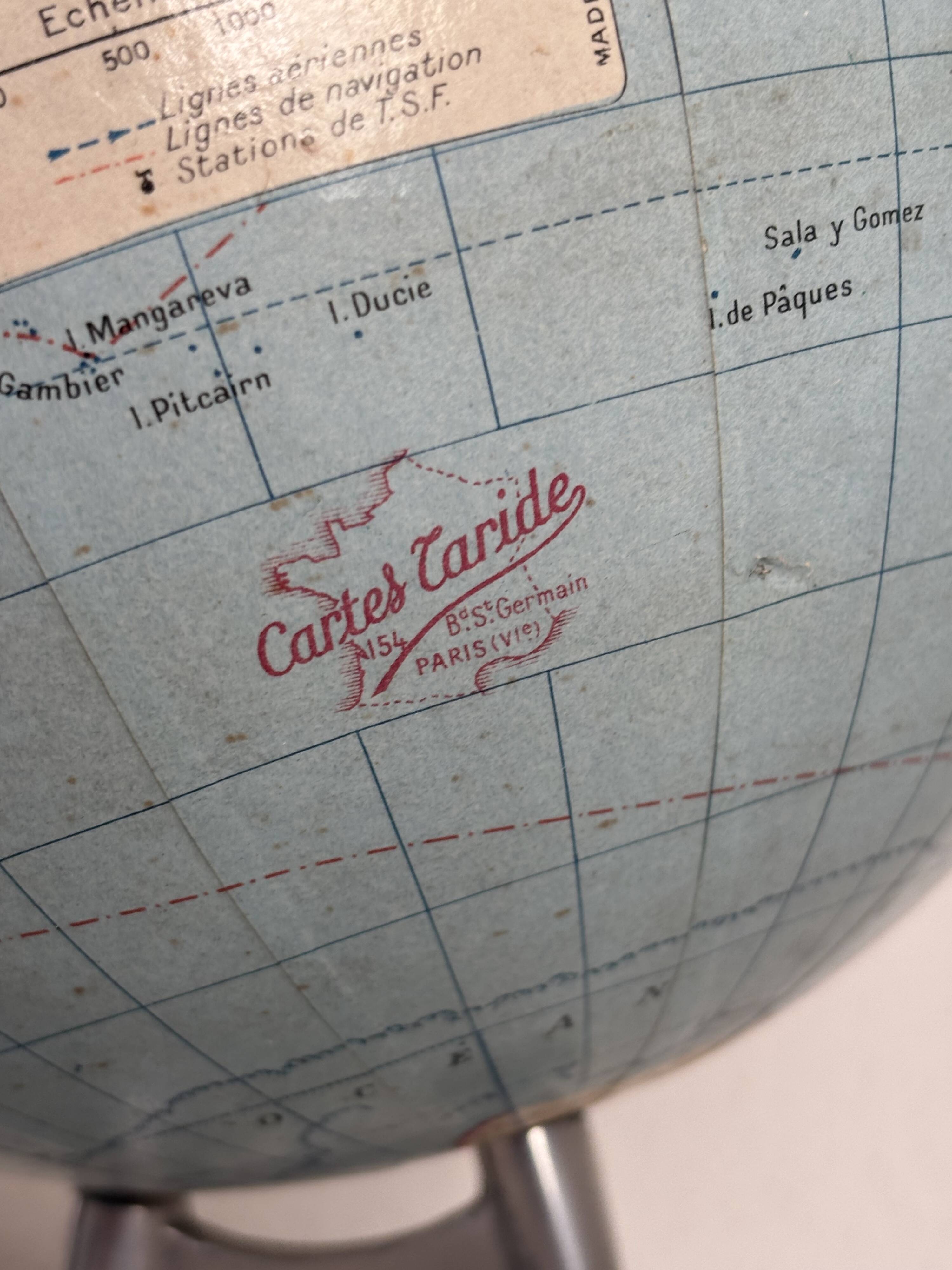 Vintage terrestrial globe 1947 Taride Paris - 29 cm