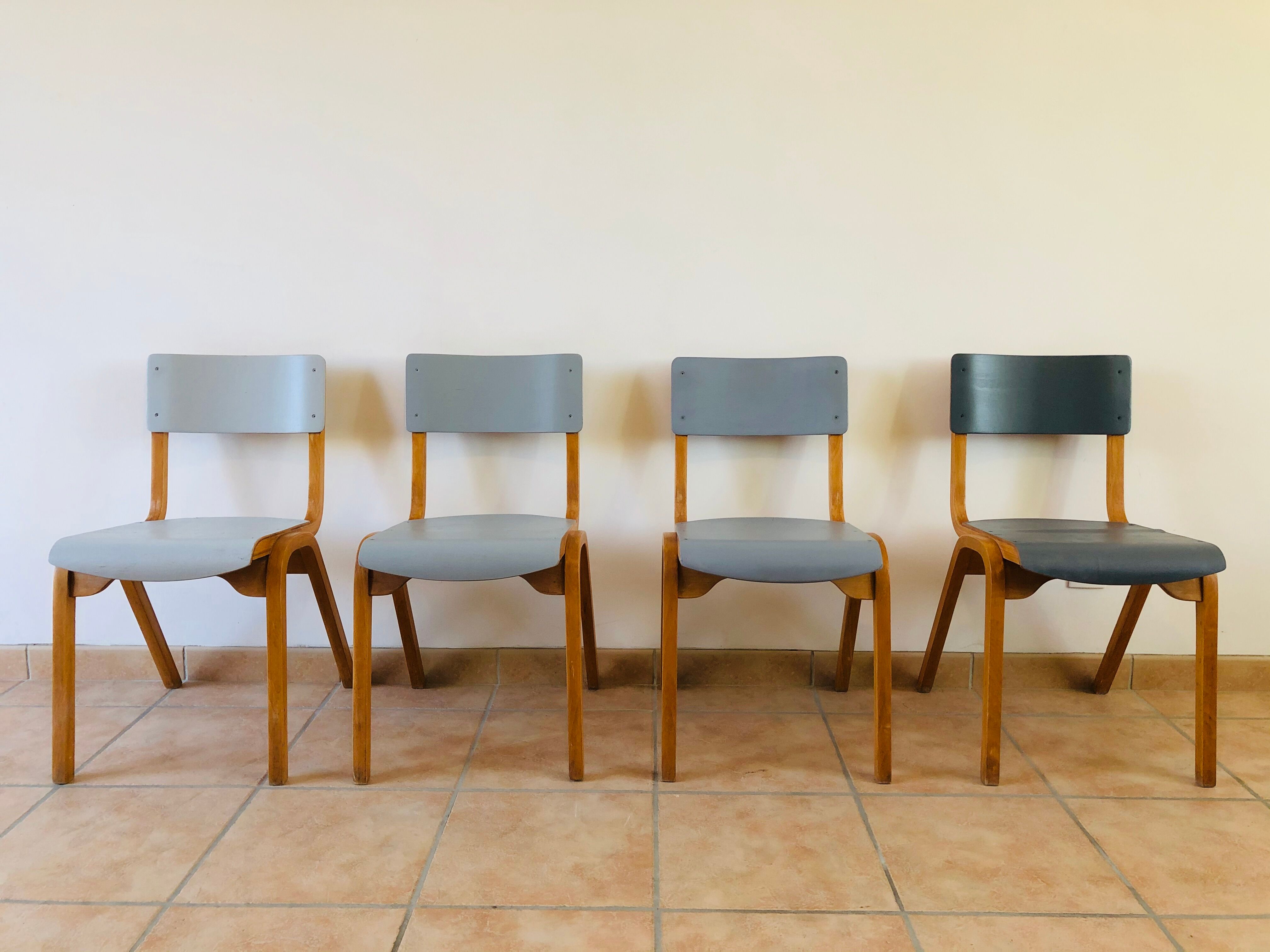 Set of 4 vintage chairs shade of 1960 grey