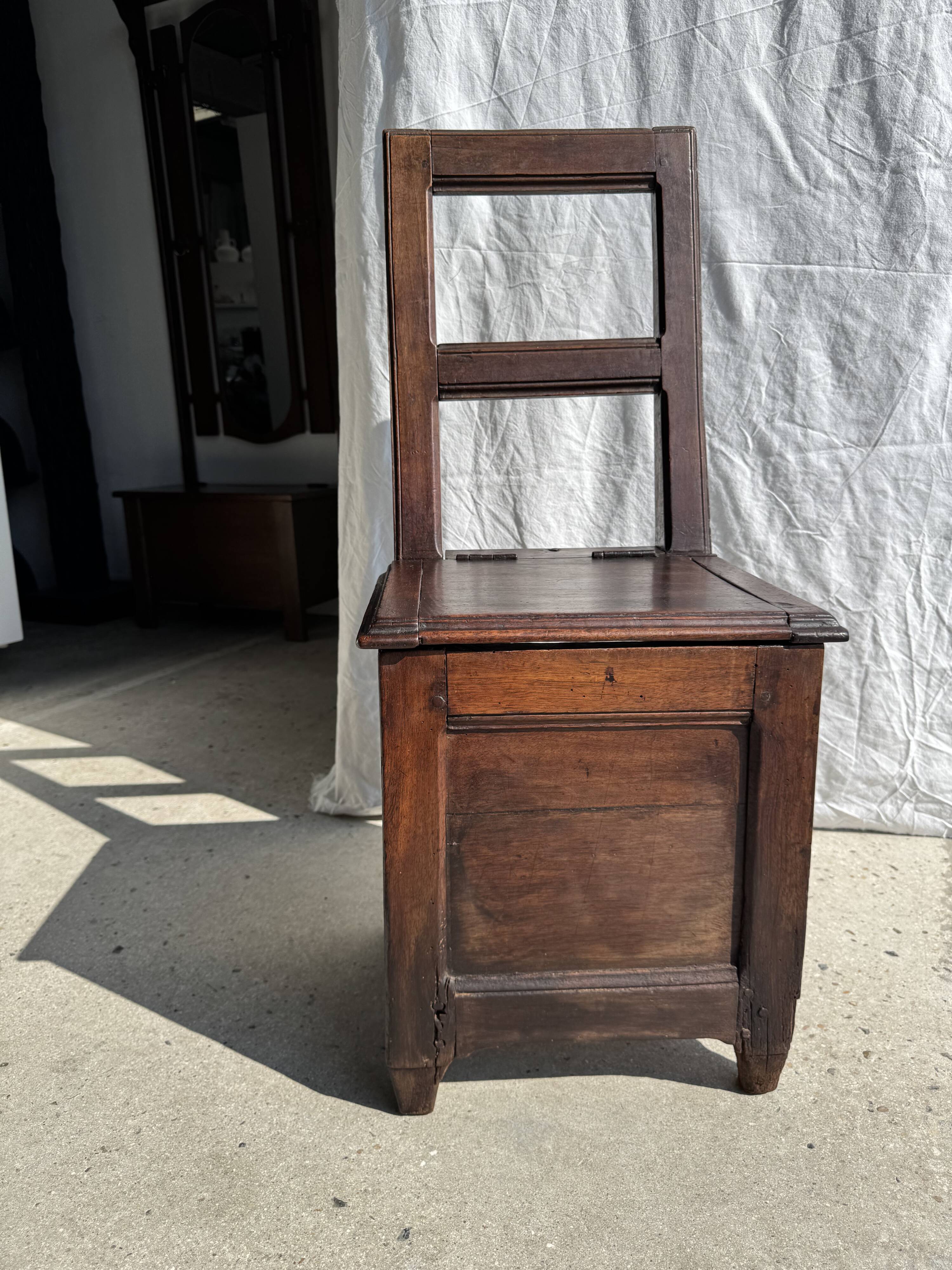 Antique oak chest chair