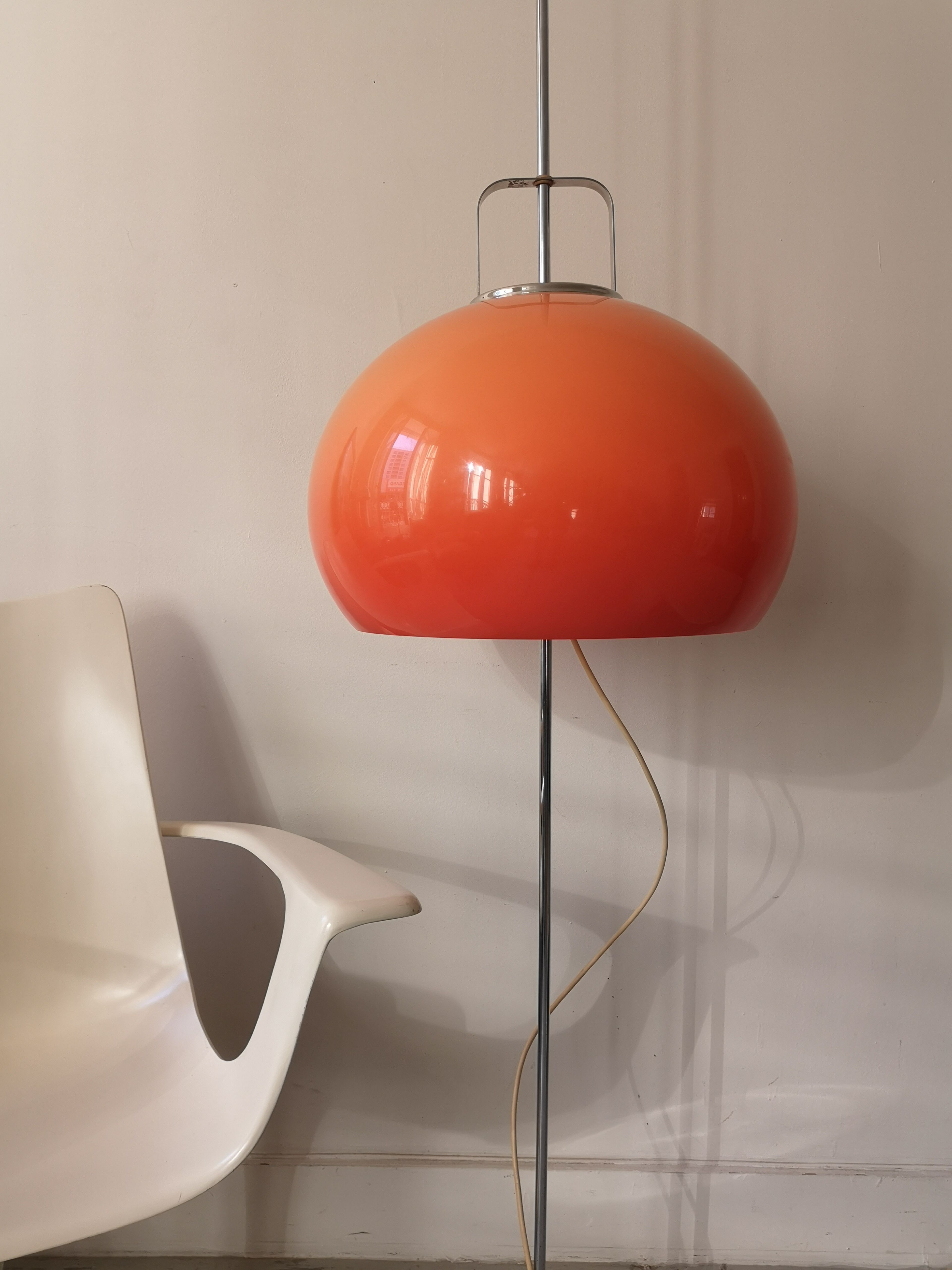 mushroom floor lamp Harvey Guzzini, Italy 1970