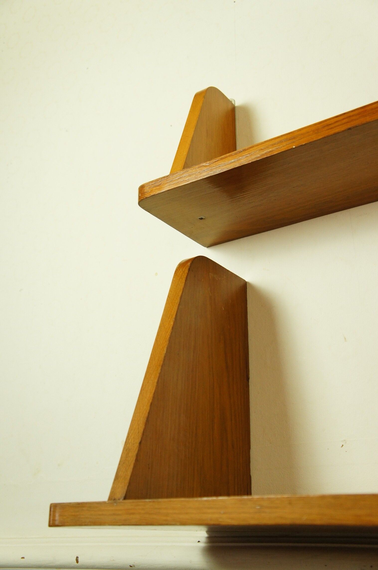 Set of 2 shelves solid oak 1950