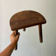 Tabouret tripode vintage en bois