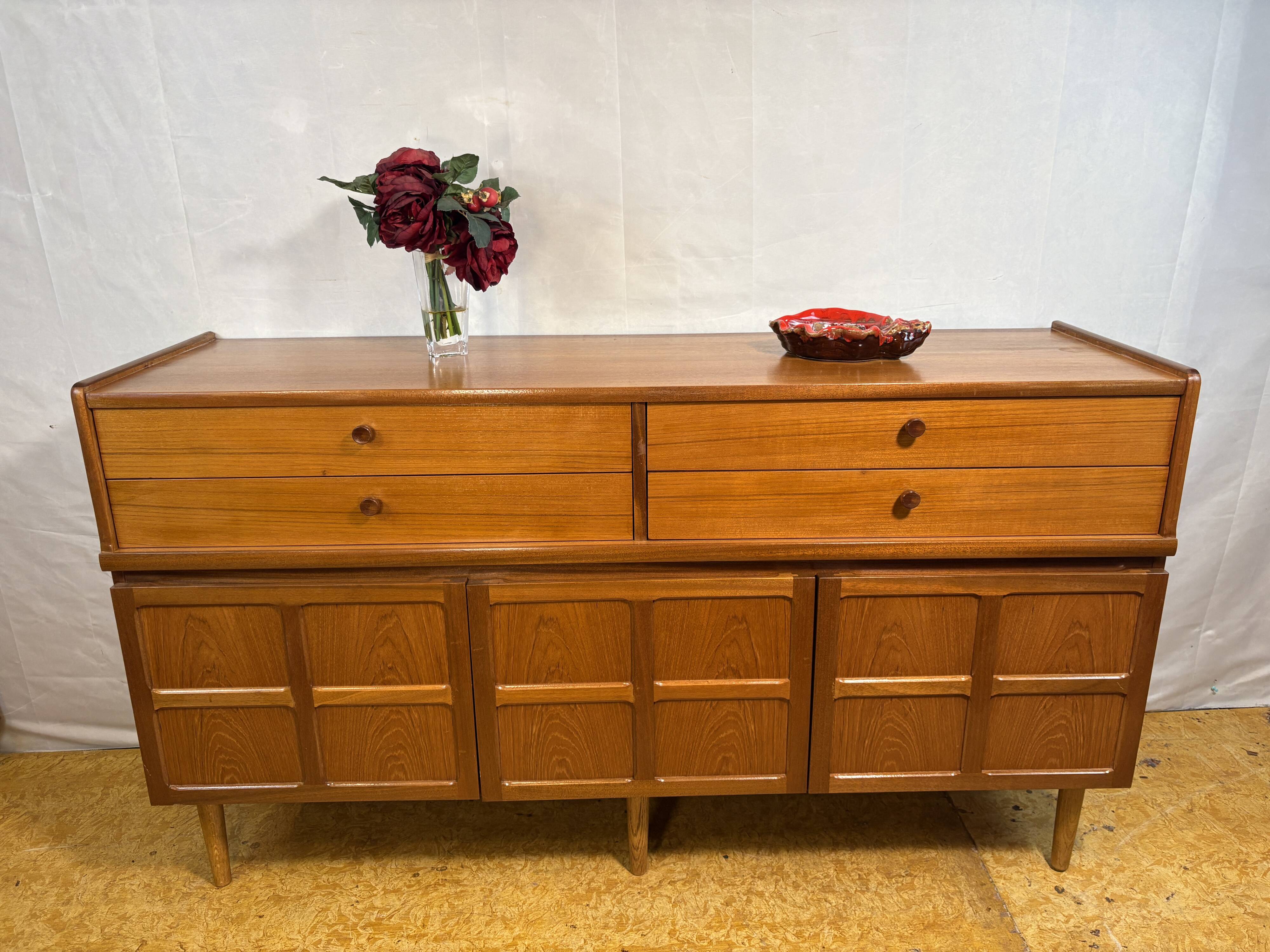 Mid Century Retro Vintage Teak Sideboard by Nathan 1960–1970 English Qualit