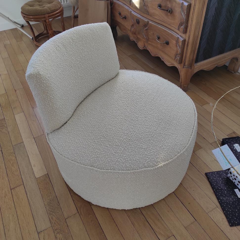 Buckle armchair