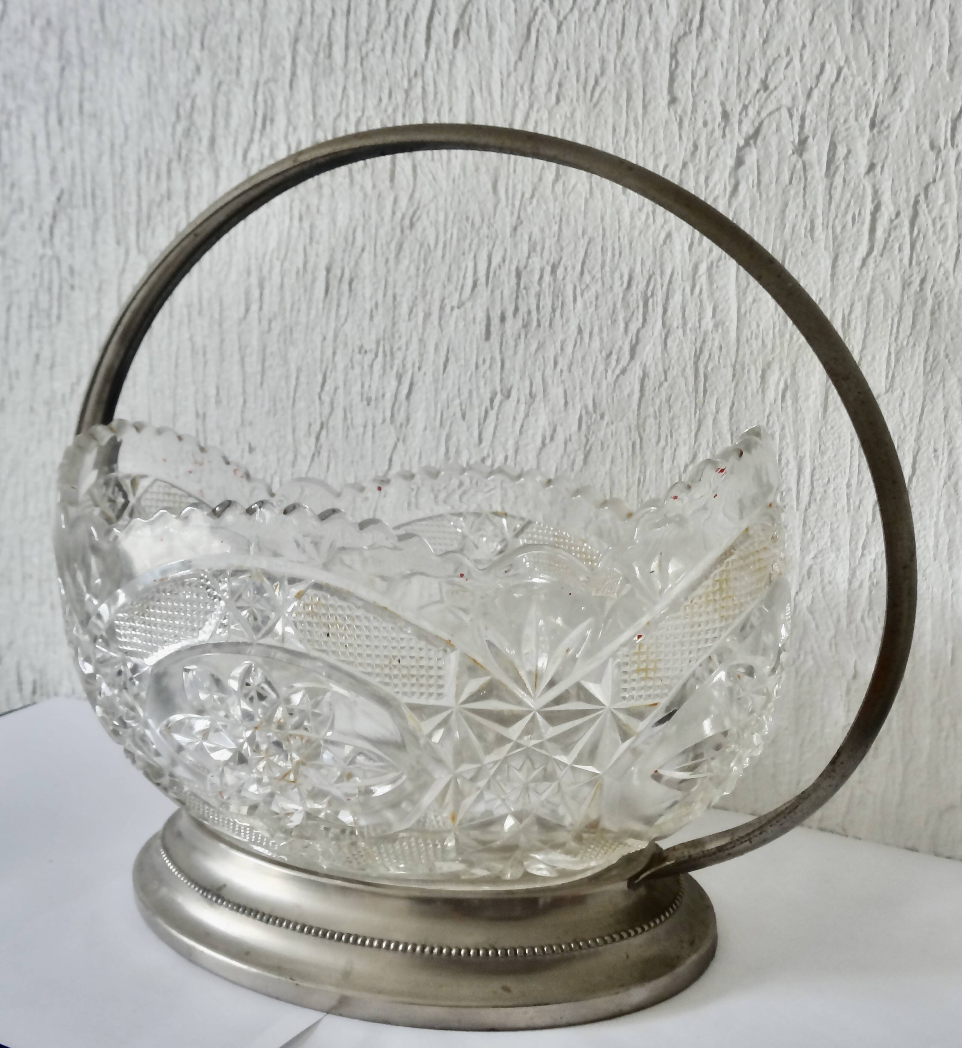 art deco basket