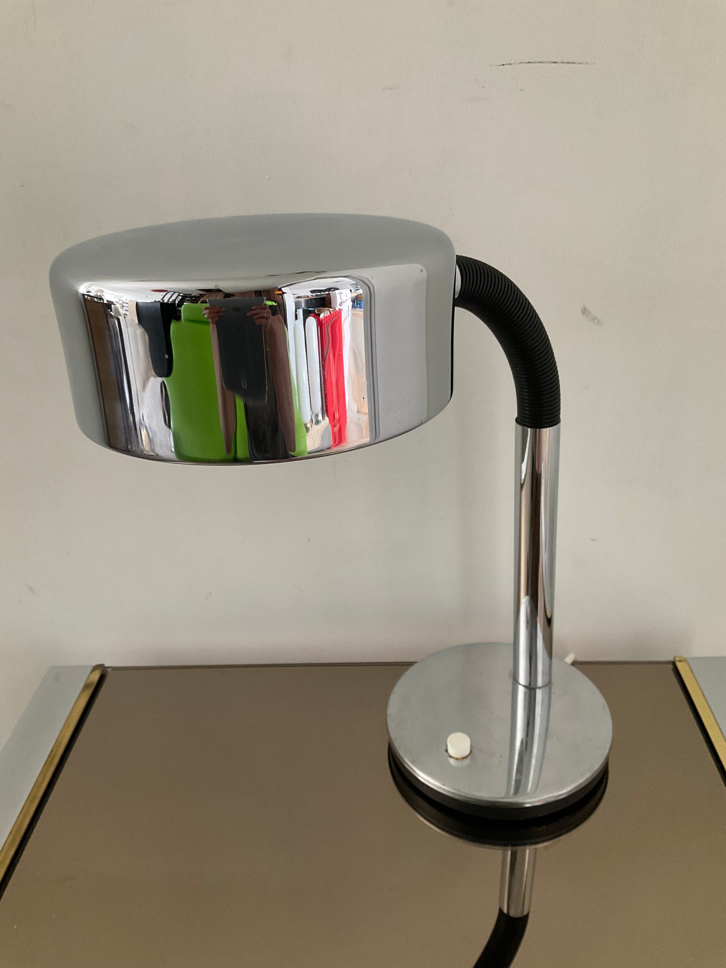 Articulated lamp in chrome metal from the 70s
