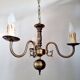 Lampe classique en laiton de style hollandais de couleur bronze doré