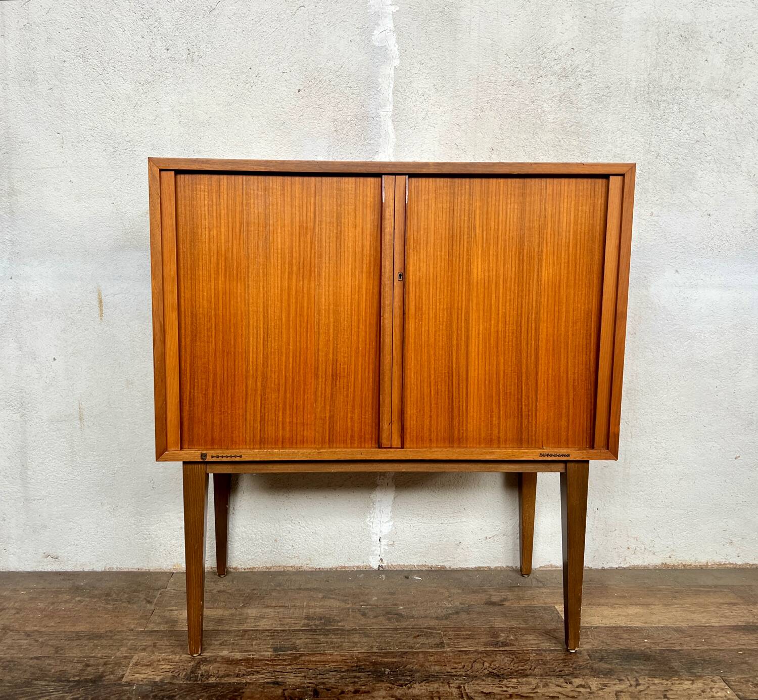 Vintage hifi tv cabinet bar