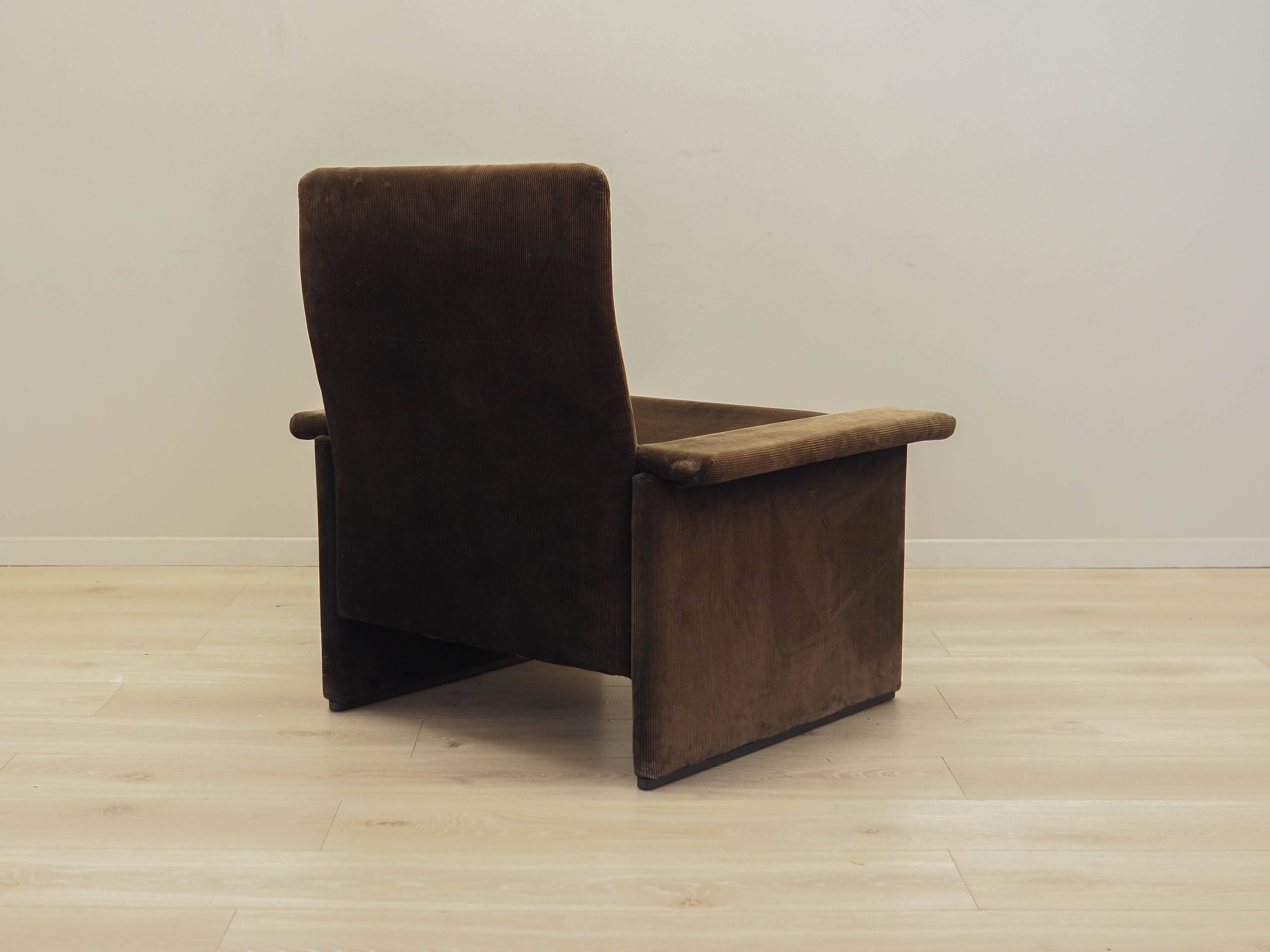 Corduroy armchair, Italian design, 1970s, production: Italy