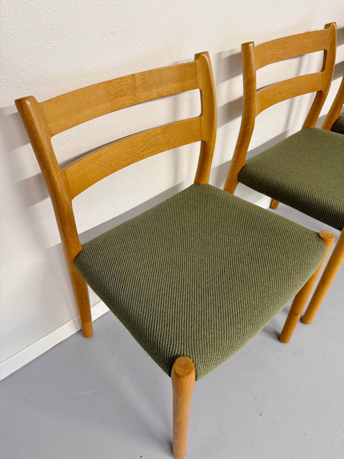 Set of 4 beech chairs designed by Niels Otto Møller, solid vintage beech