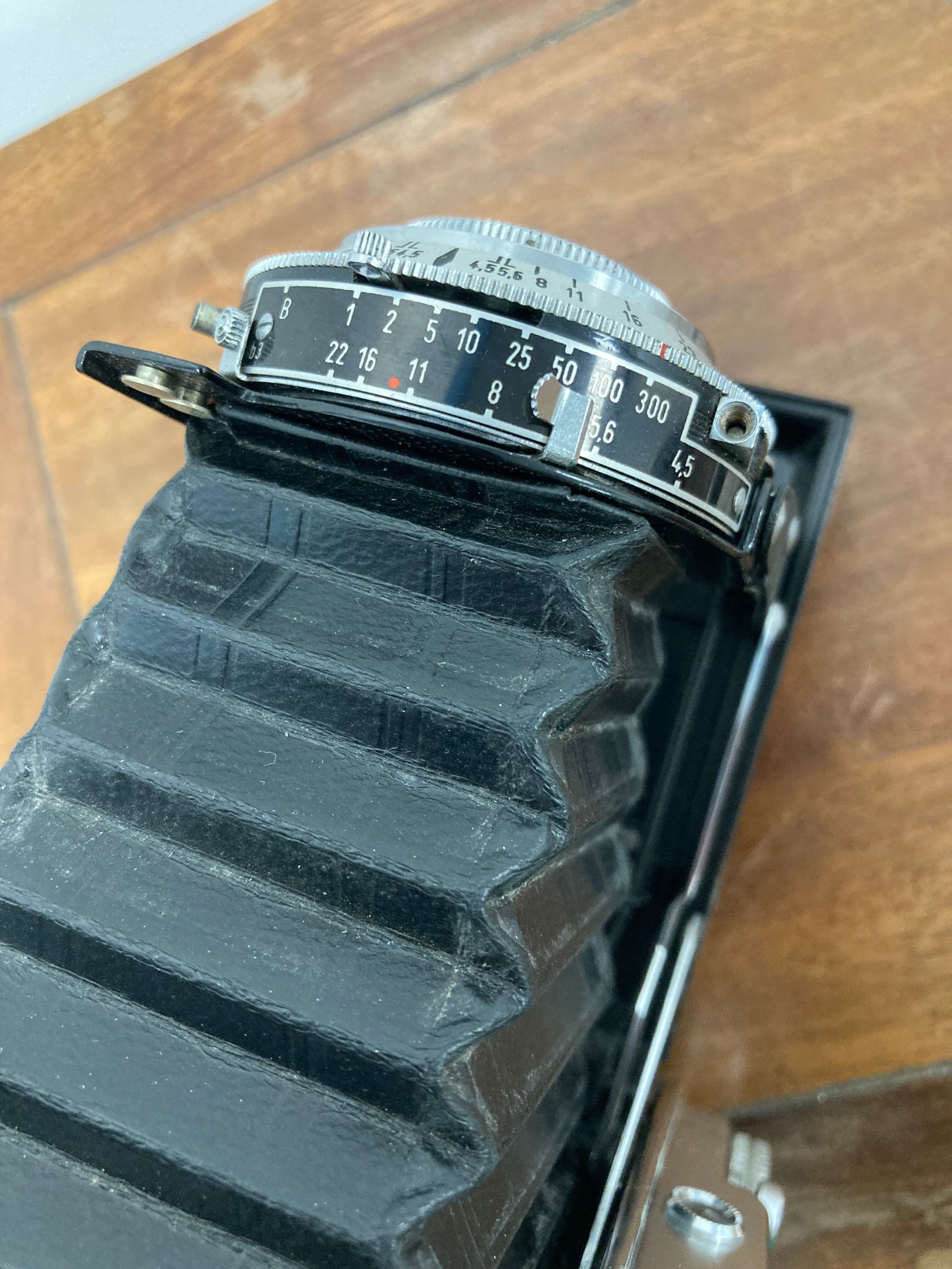 German bellows camera 1950s