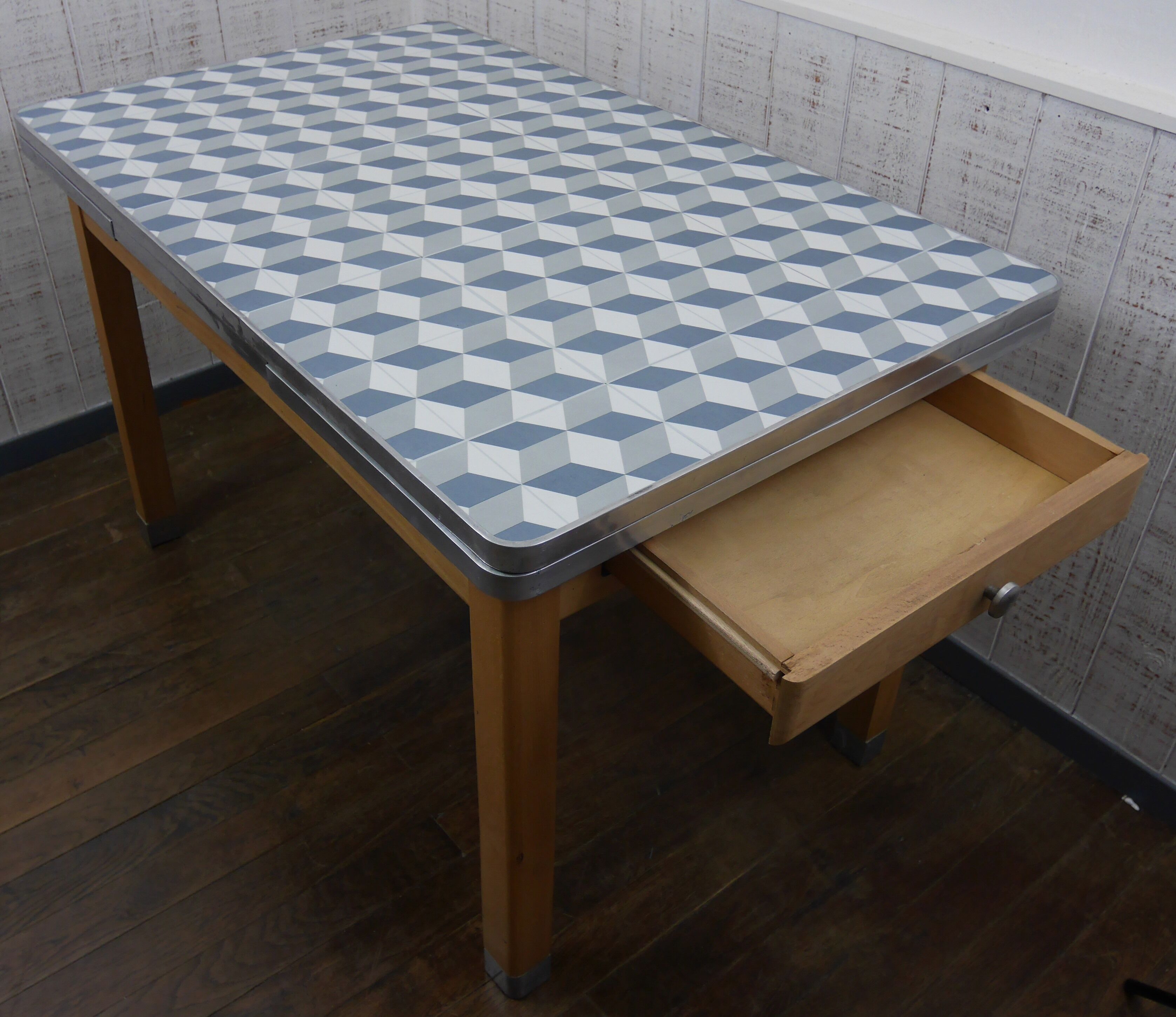 Old kitchen table, 1950