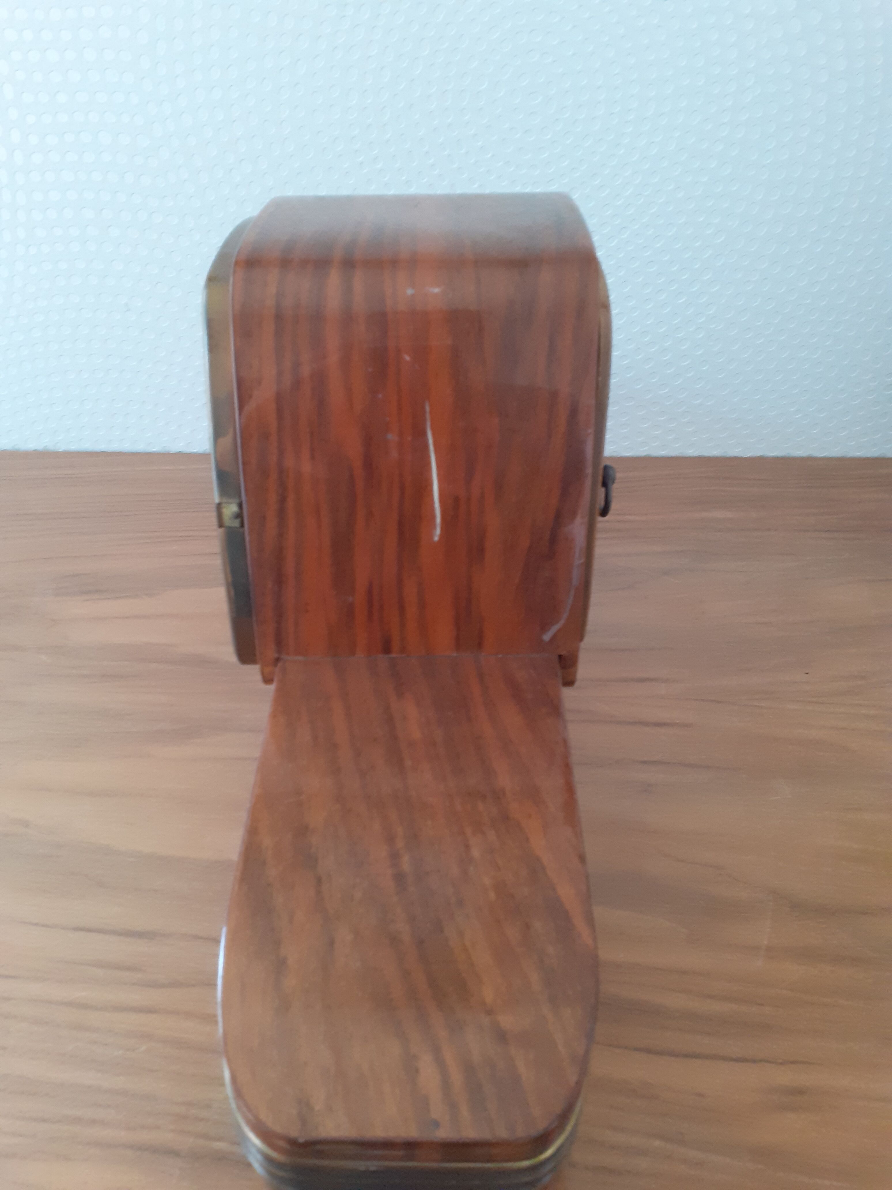 Hermle clock to lay 50-60s