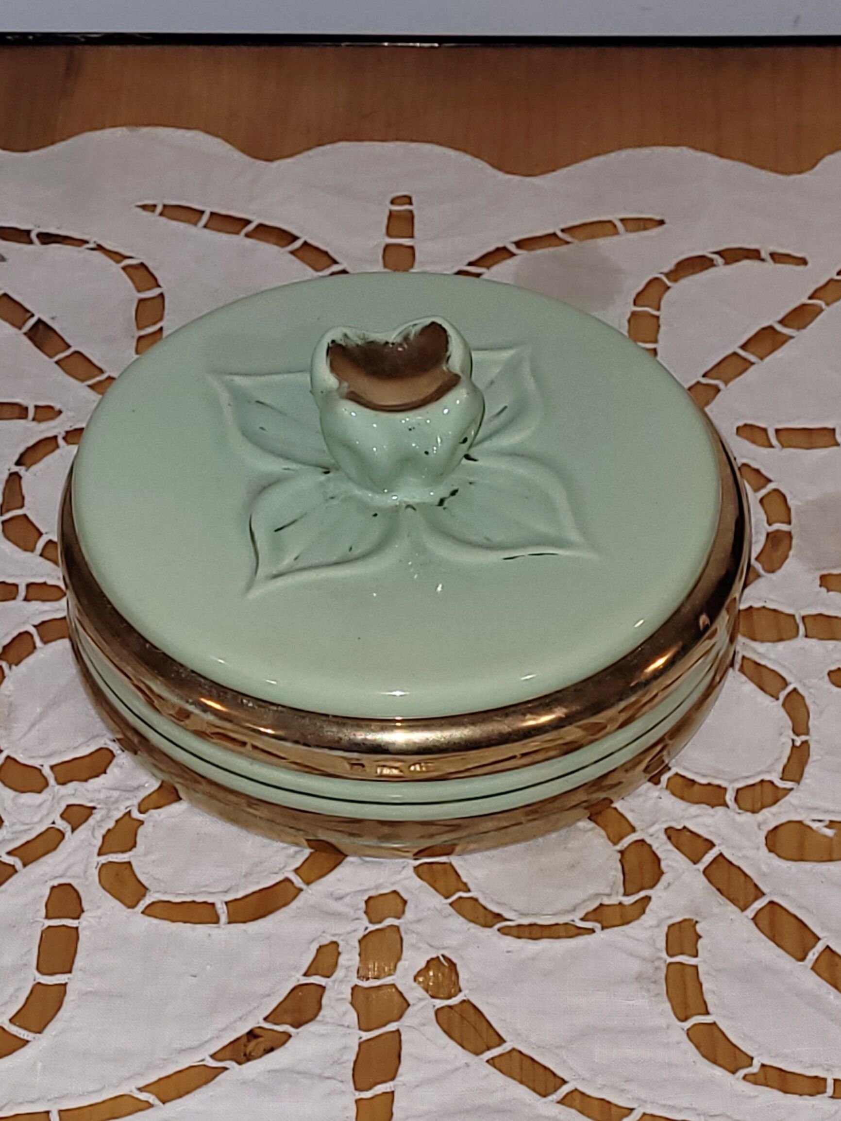 Green ceramic box vintage