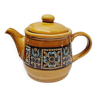 English Sadler teapot