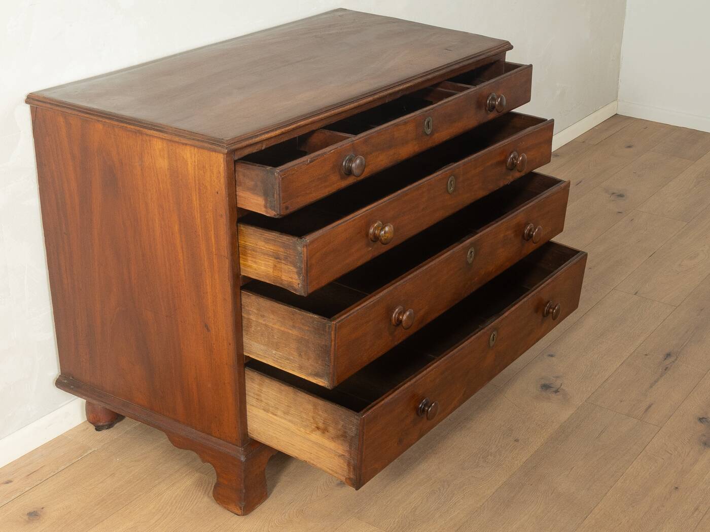 Commode en lin de l'ère victorienne vers 1840, vintage