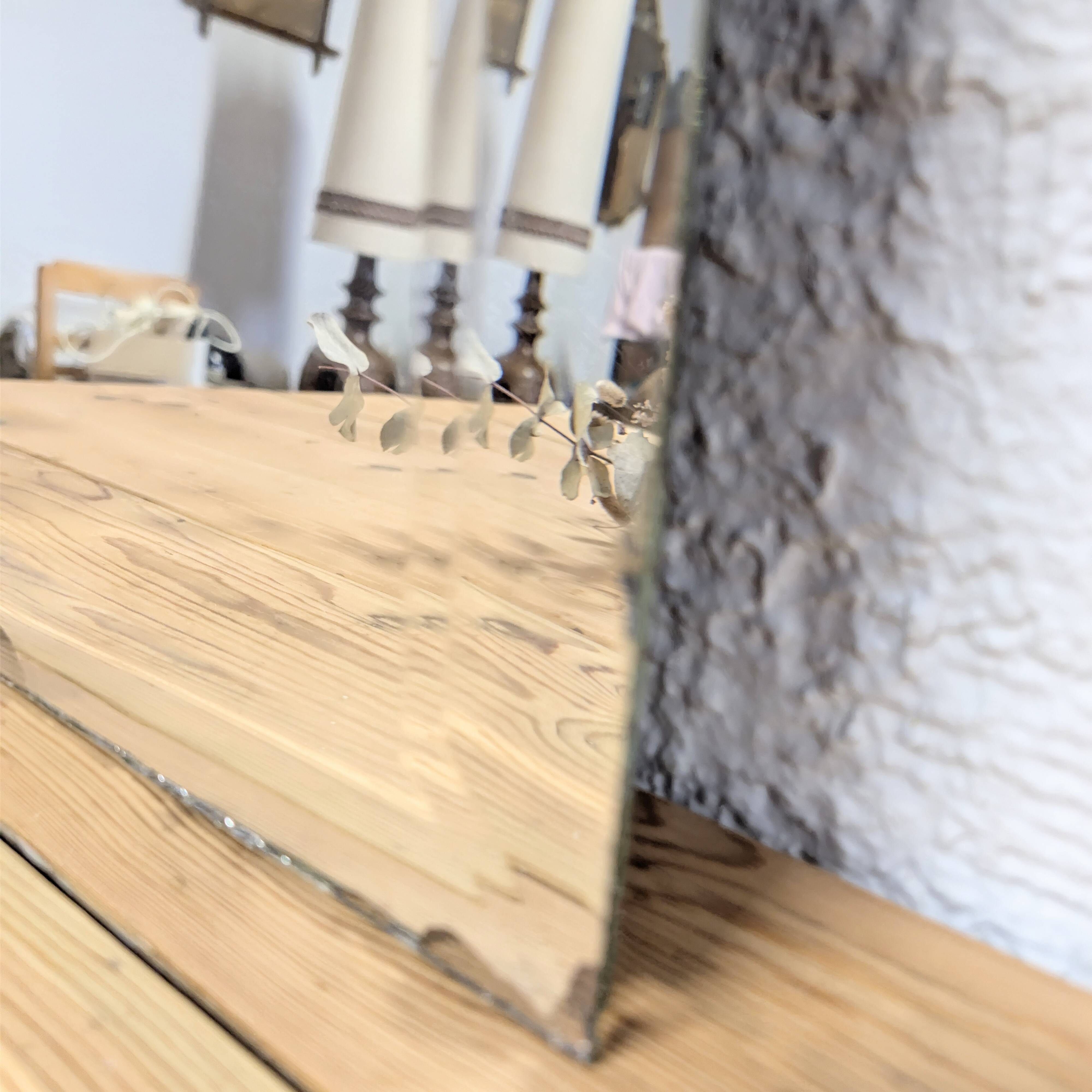 Bevelled mirror 57x35cm