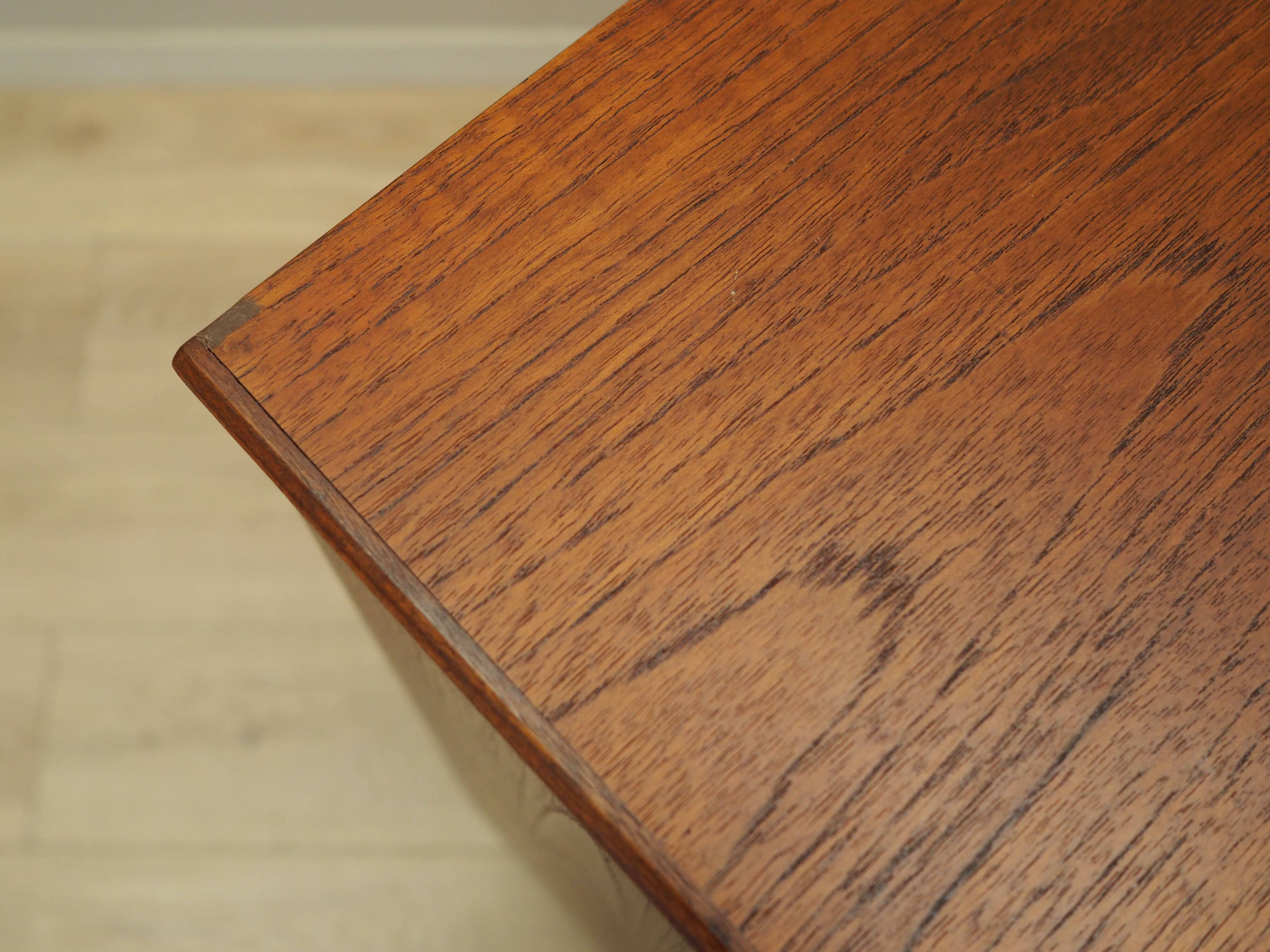 Commode en teck, design danois, années 1970, production : Danemark