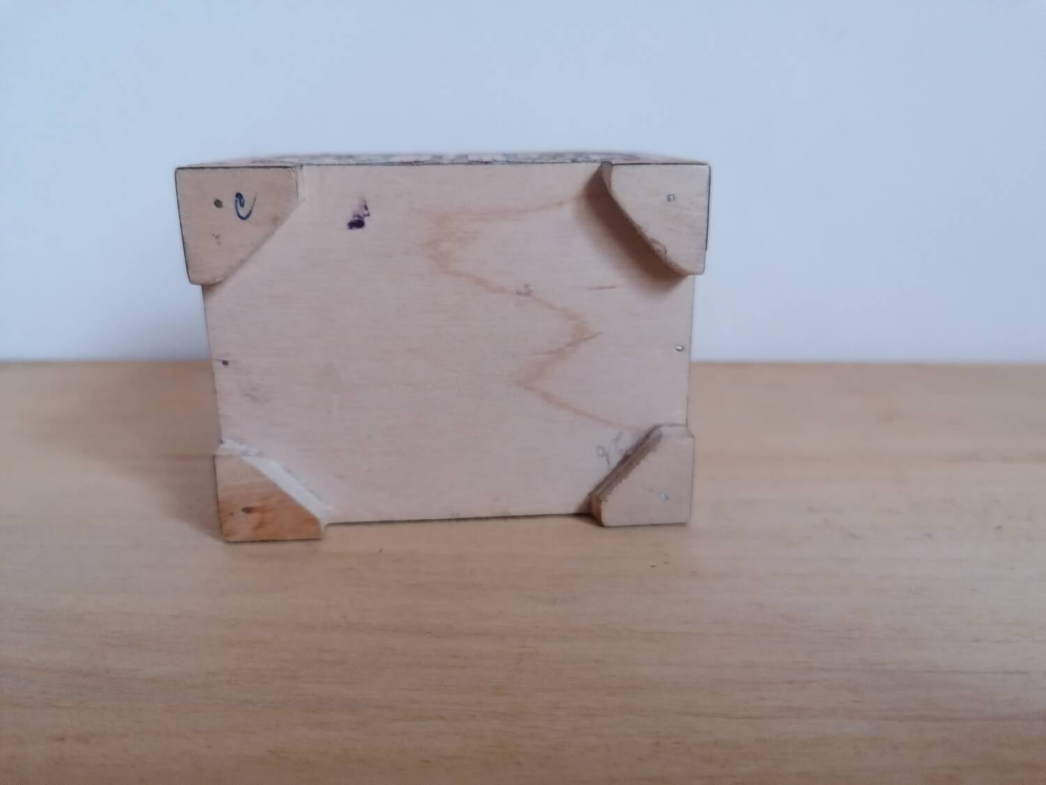 Straw marquetry wooden box year 1975