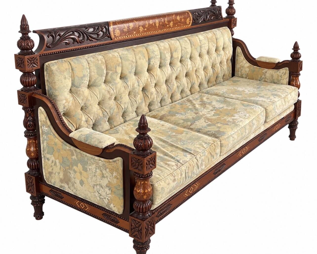 Three-seater canapé made of hand-carved Sheesham wood - Chiniot, Pakistan