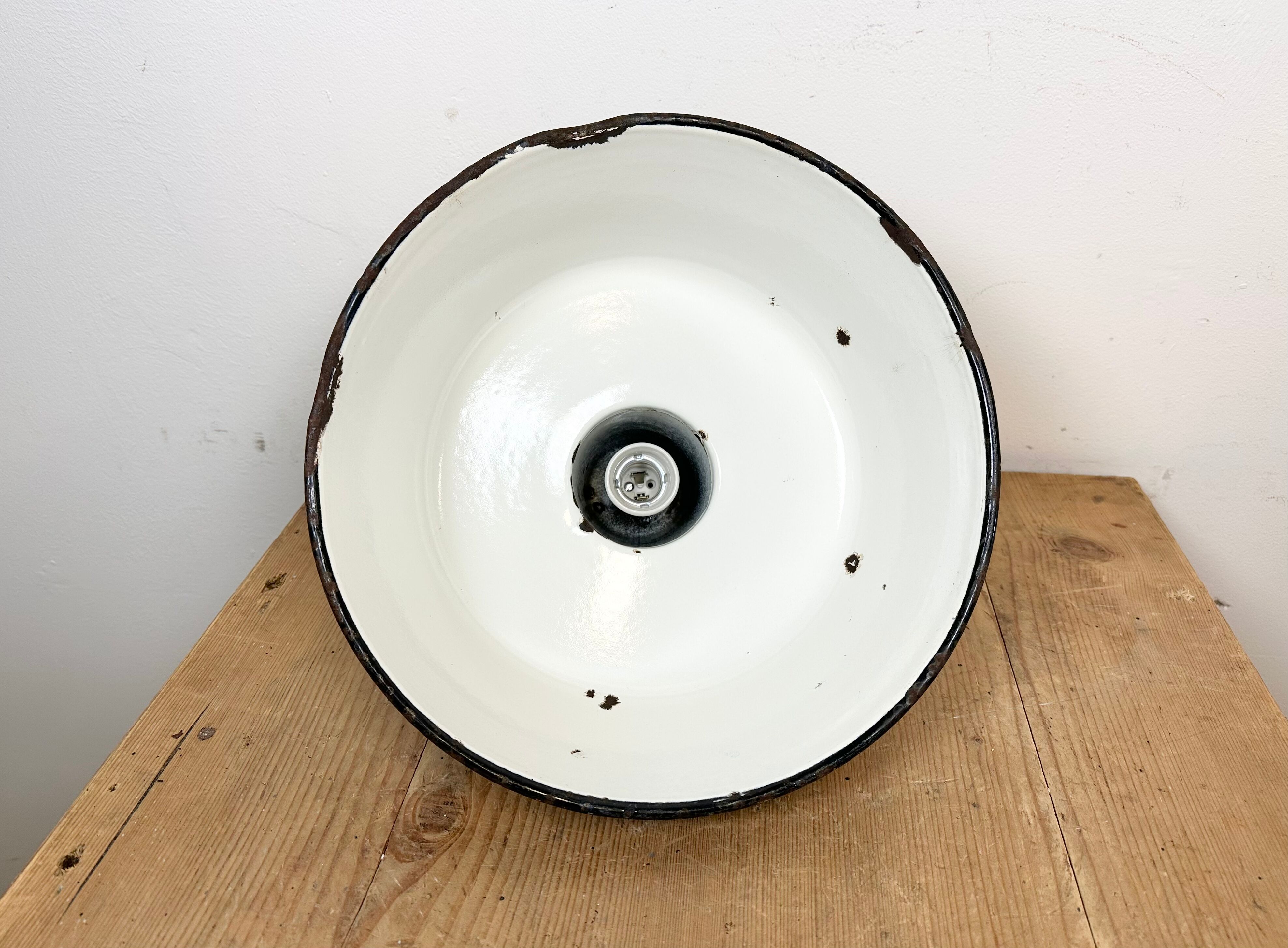 Industrial grey enamel factory lamp, 1960s