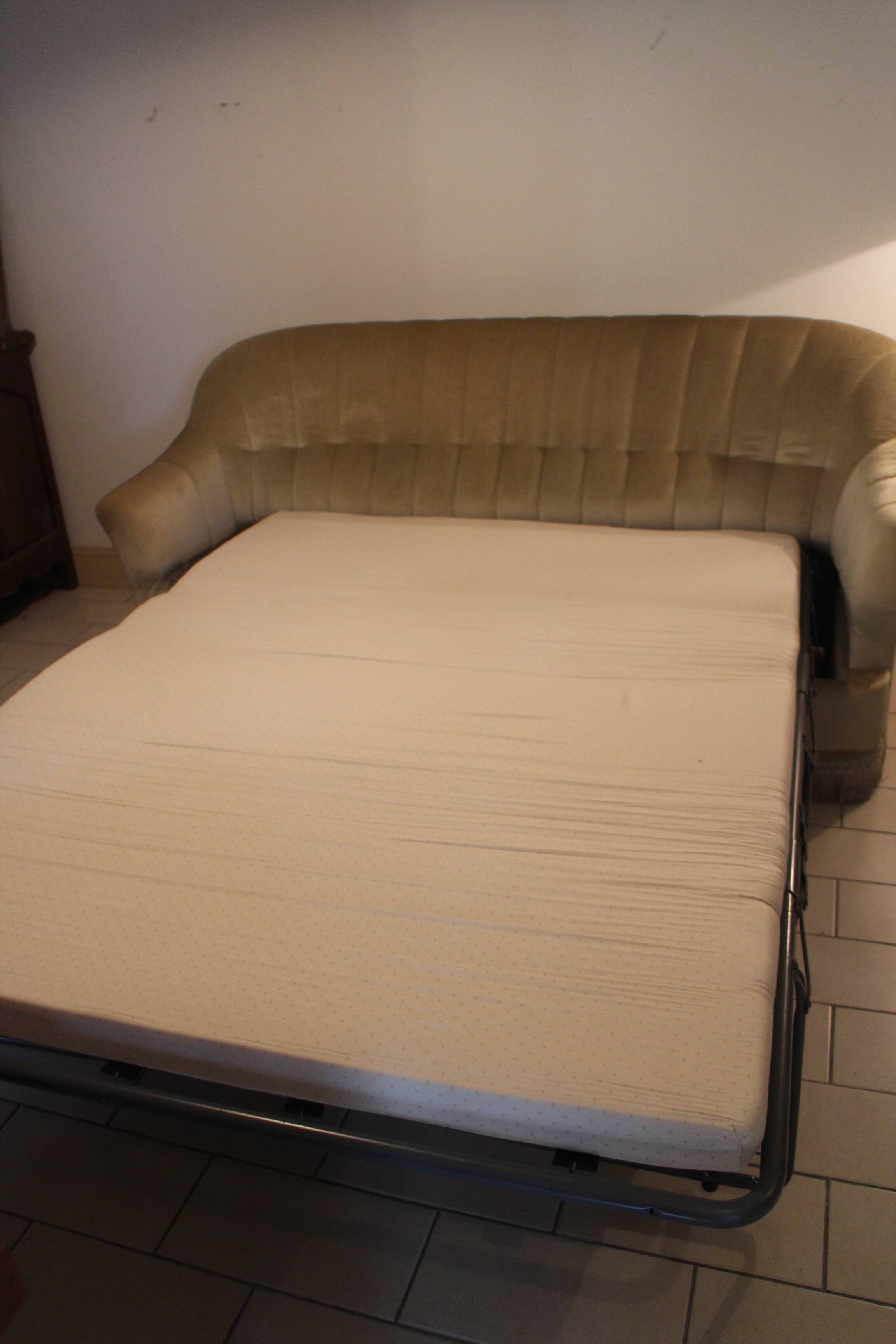 canapé convertible Himolla vintage en velours