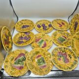 Lot 11 assiettes dessert Sarreguemines barbotine fruits 19cm vintage rare
