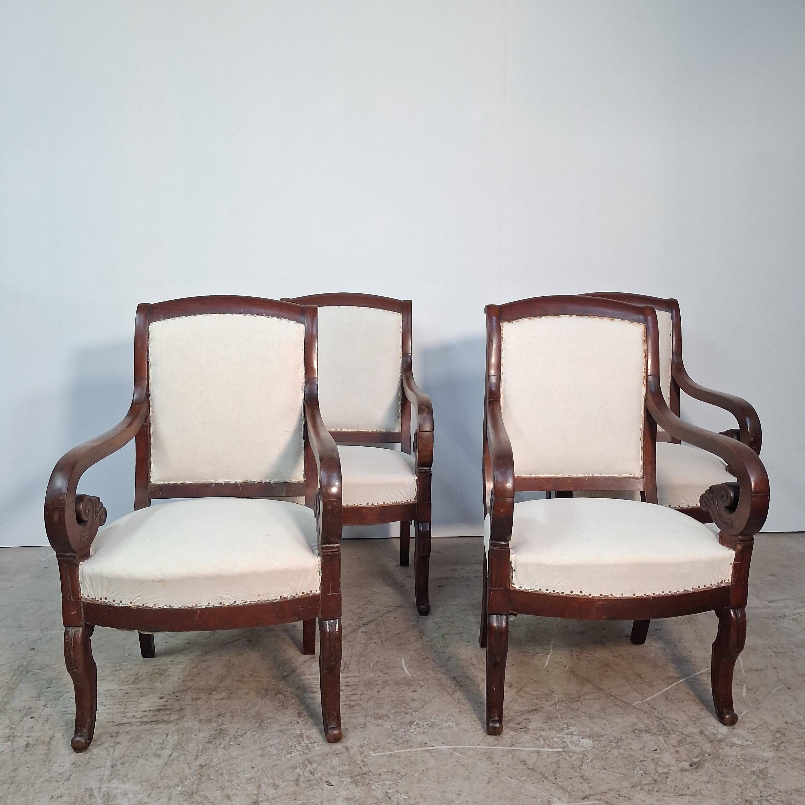 4 mahogany chairs from the Restoration period