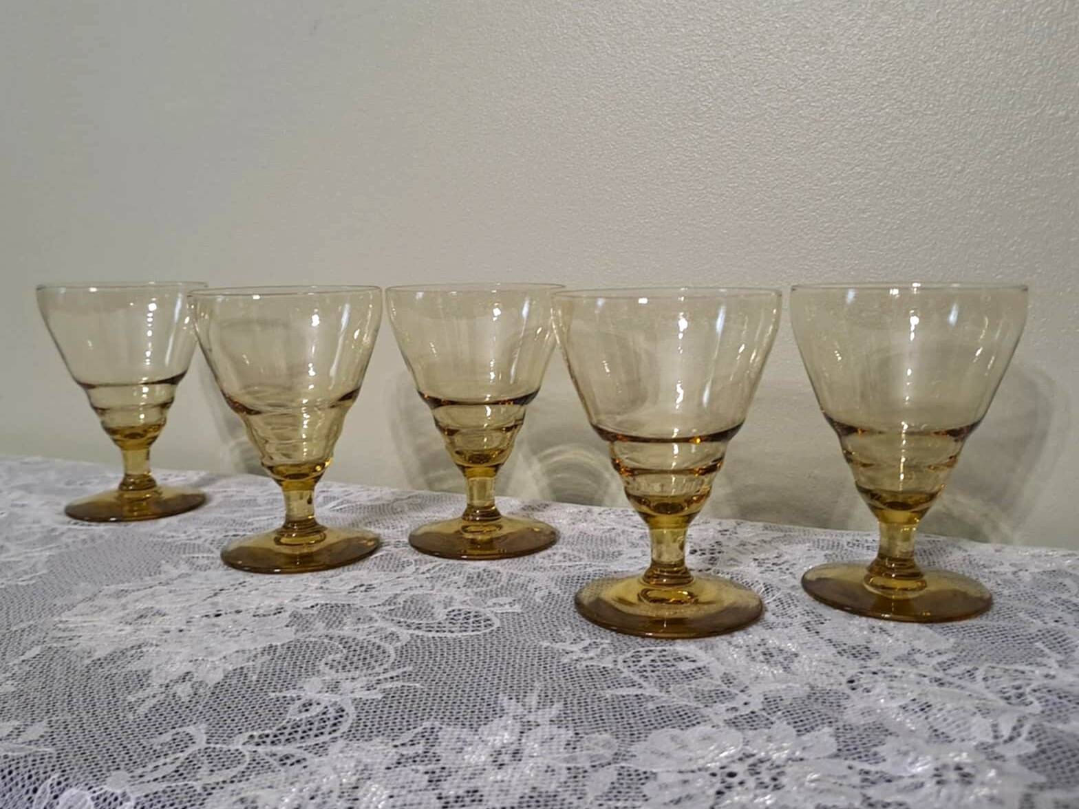 5 aperitif glasses