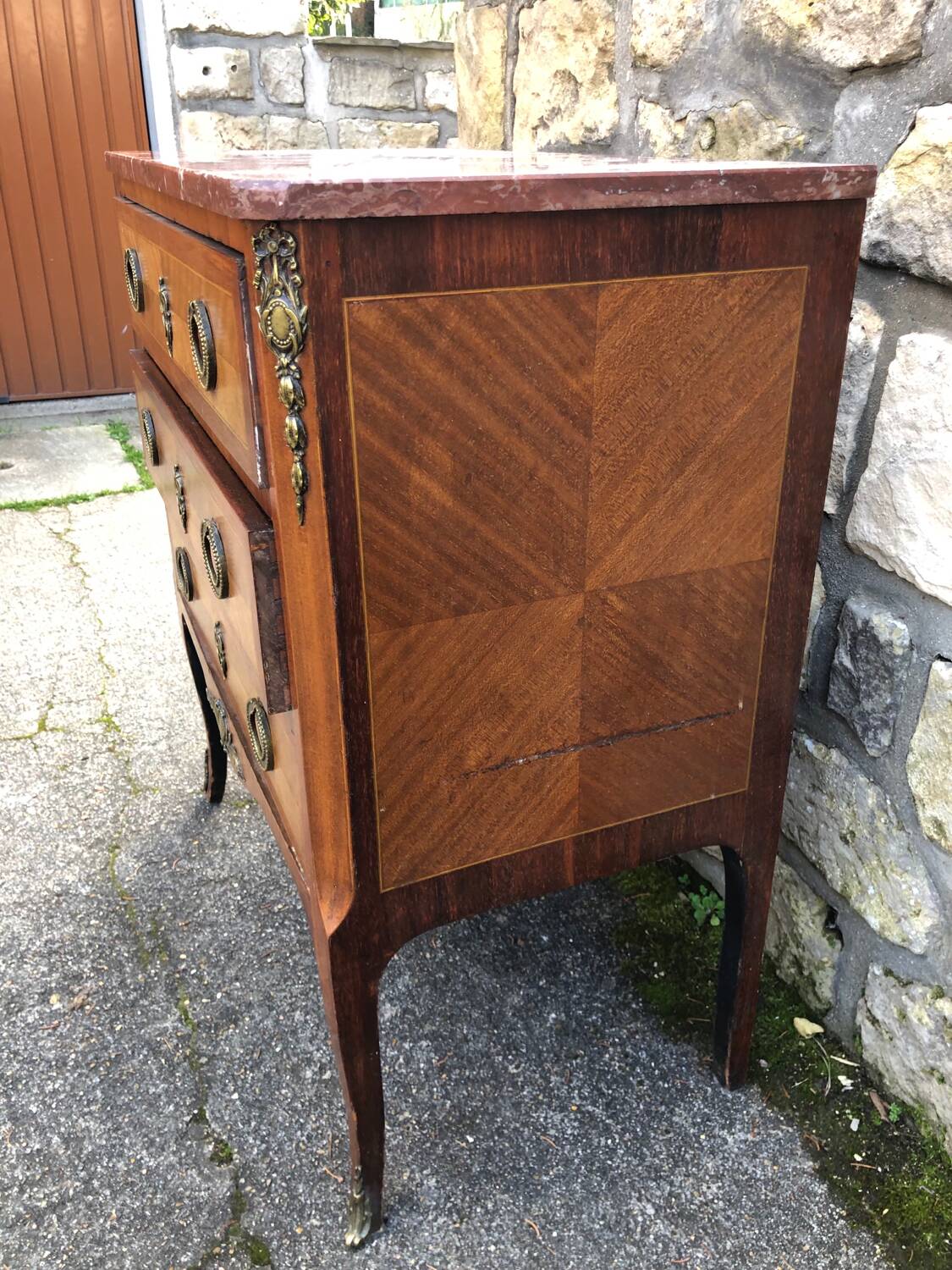 Commode marqueterie style transition