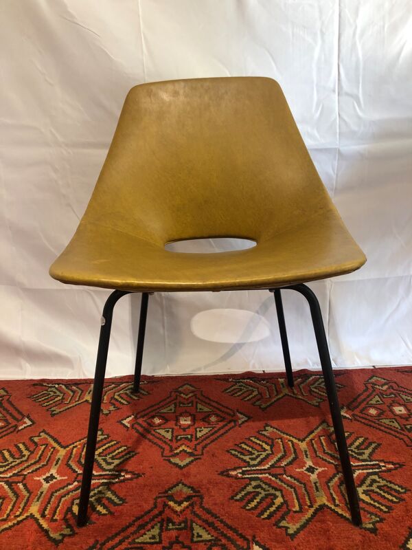 Chaises signées Pierre Guariche pour Steiner