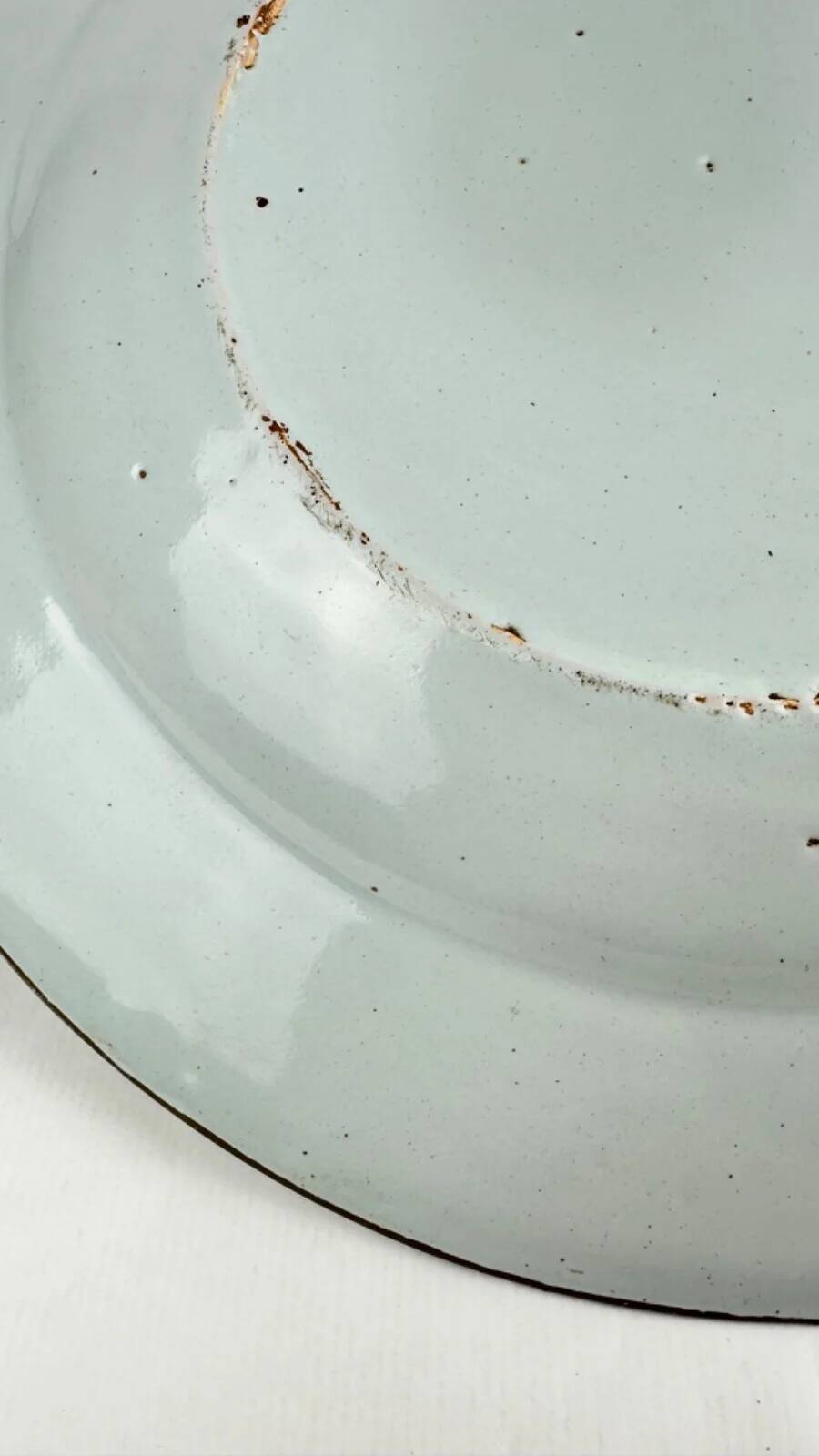 Delftware plate with gilded highlights, relief decoration, 18th century, 35 cm