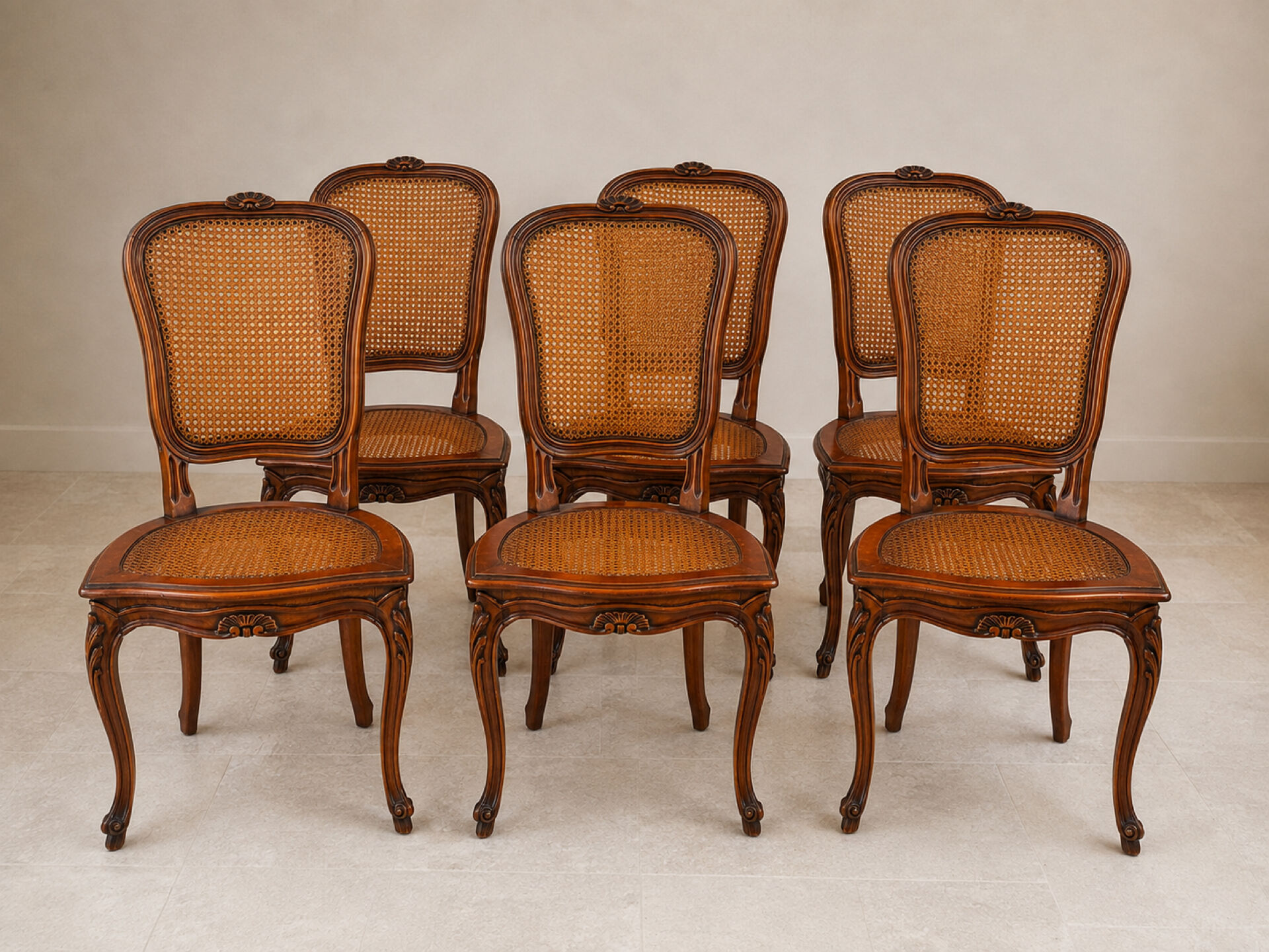 Lot 6 chaises anciennes