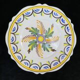 Assiette en faience de Malicorne signé émile Tessier